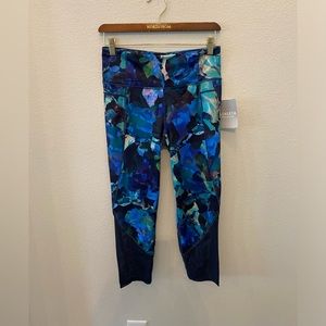 Athleta High Rise Mystique Chaturanga Mesh Capri